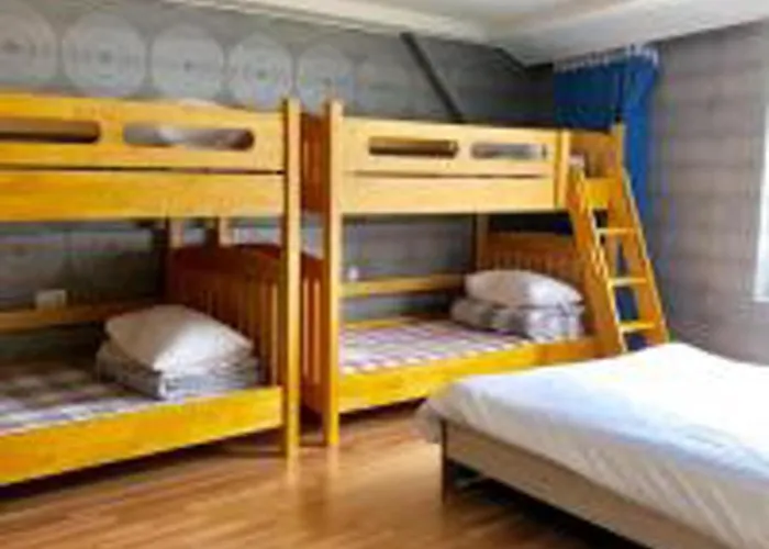 Hostal Popcorn *
